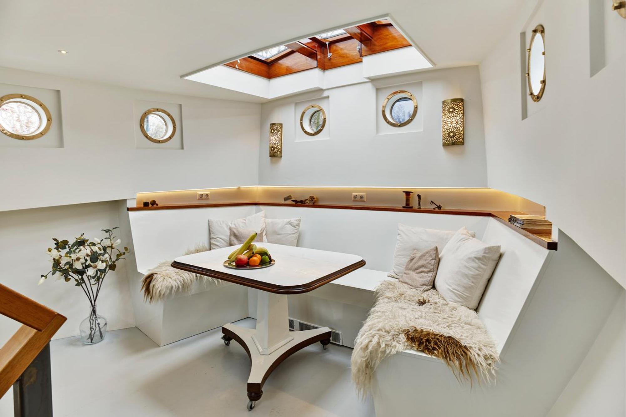 A304 Romantic Seaship In Top Center أمستردام المظهر الخارجي الصورة